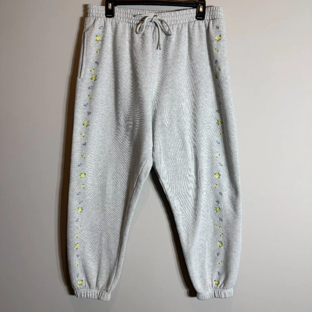 PINK Victoria's Secret Floral Embroidered Fleece Jogger Sweatpants Women's Large - Picture 5 of 11